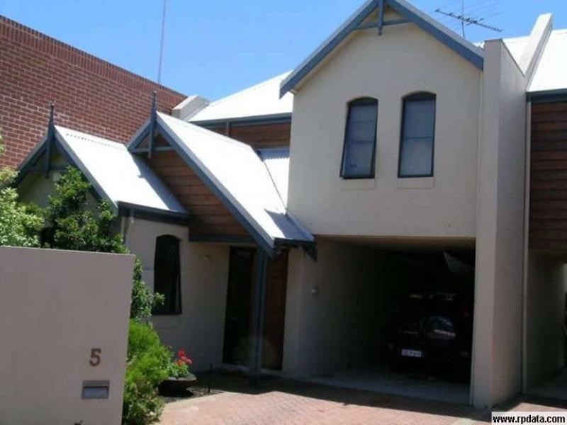 UNIT 5/5 BRUCE Street, North Fremantle WA 6159