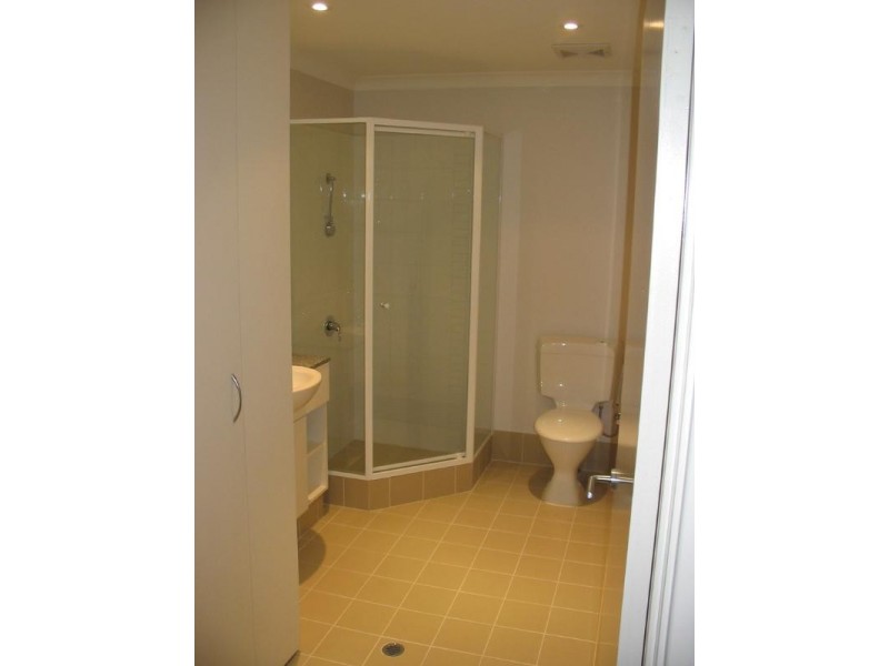 1/2-4 Pensioner Guard Road, North Fremantle WA 6159