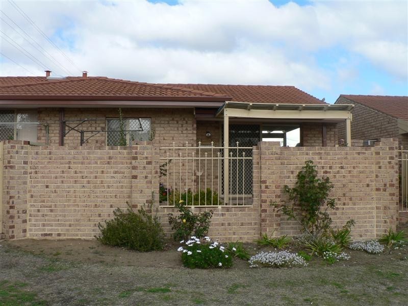 61/11 Petterson Avenue, Samson WA 6163