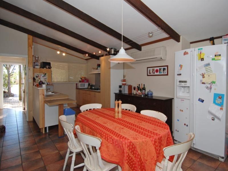 23 Kemmish Crescent, Melville WA 6156