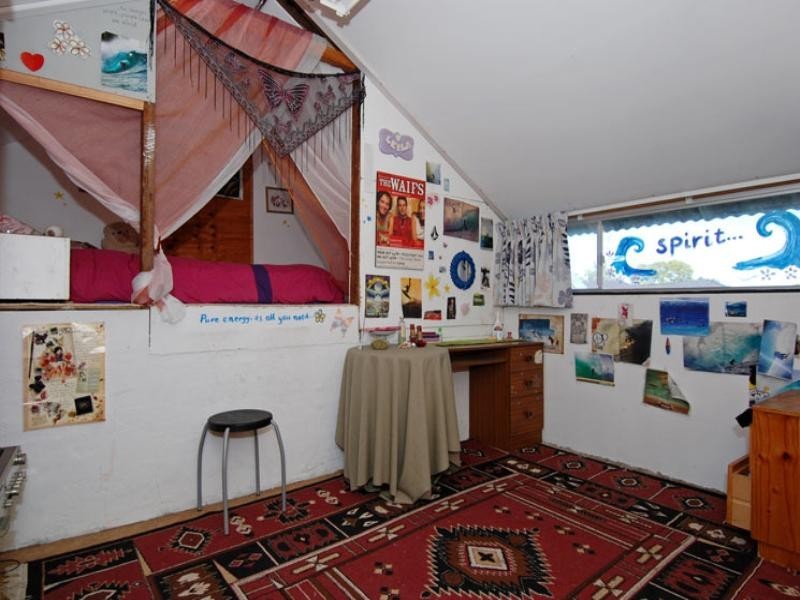 23 Kemmish Crescent, Melville WA 6156