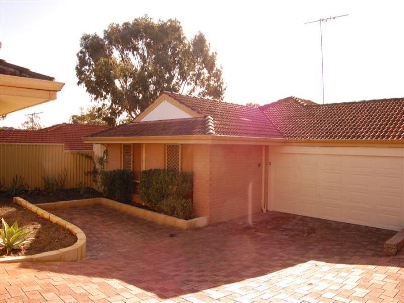 2/24 SAMSON Street, Fremantle WA 6160