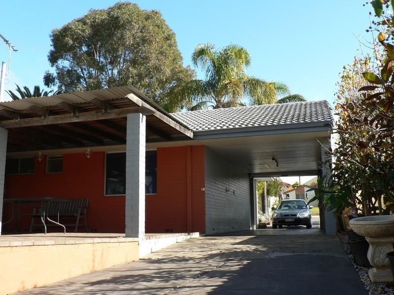 14 Ferris Way, Spearwood WA 6163