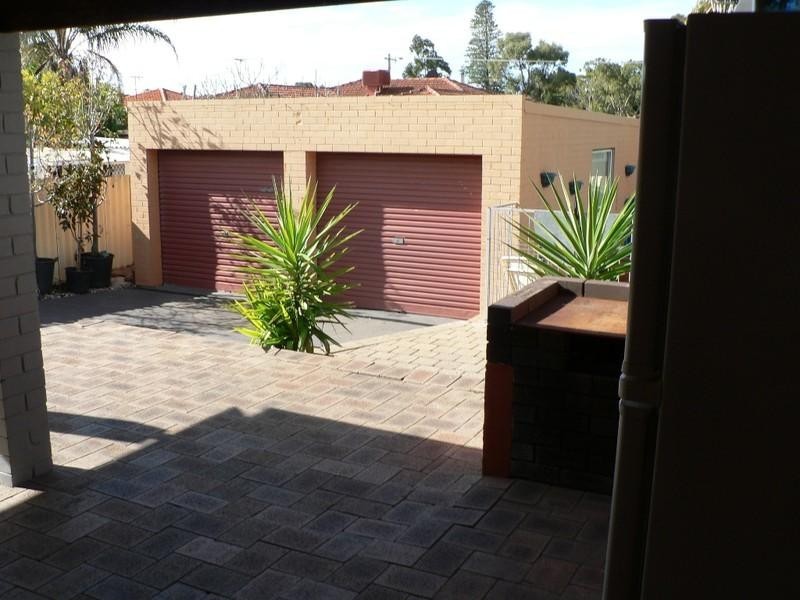 14 Ferris Way, Spearwood WA 6163