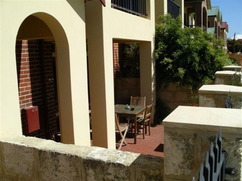 15 Coode Street, Fremantle WA 6160