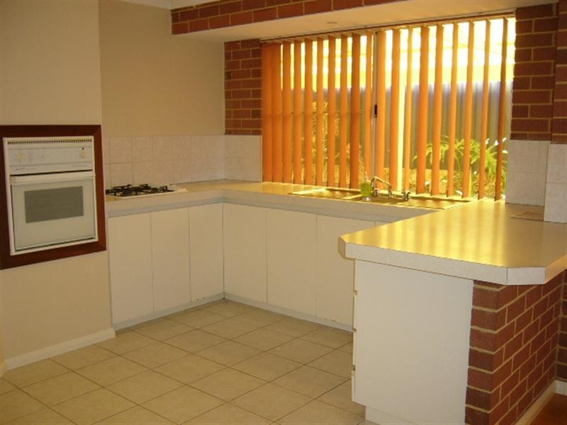 6 GREENPARK Rise, Bibra Lake WA 6163