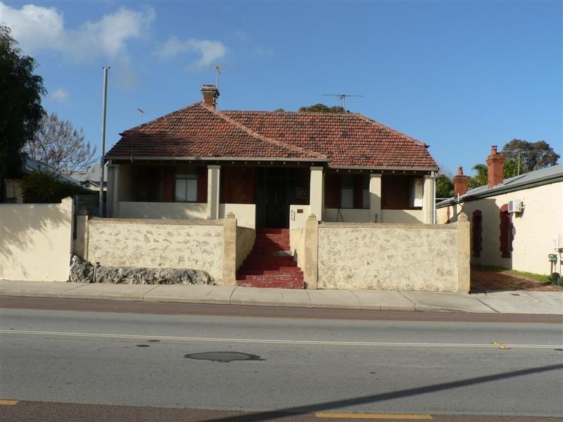 176 HAMPTON Road, Beaconsfield WA 6162