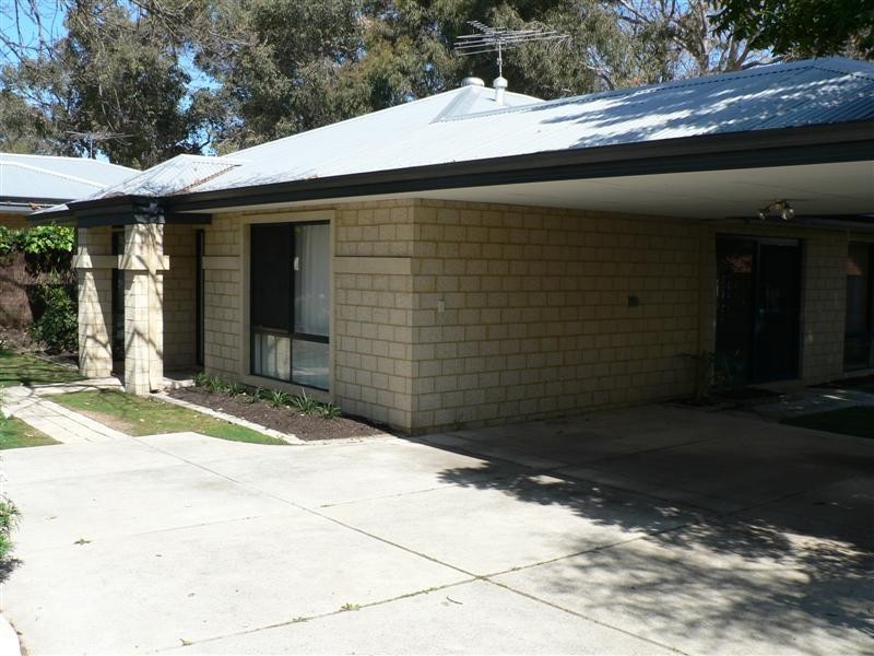 5A BUTSON Street, Hilton WA 6163