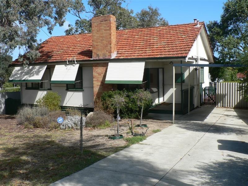 3 DAVON, Hamilton Hill WA 6163