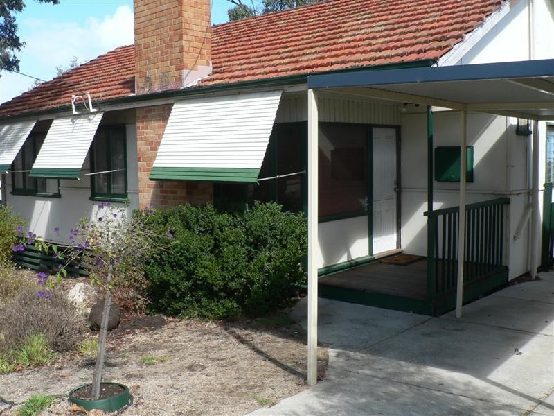 3 DAVON, Hamilton Hill WA 6163