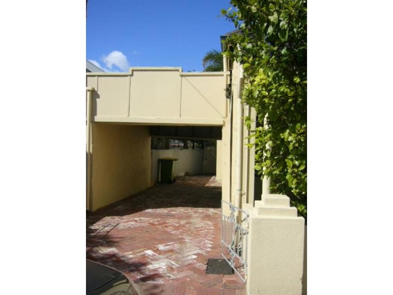 5 ARUNDEL Street, Fremantle WA 6160