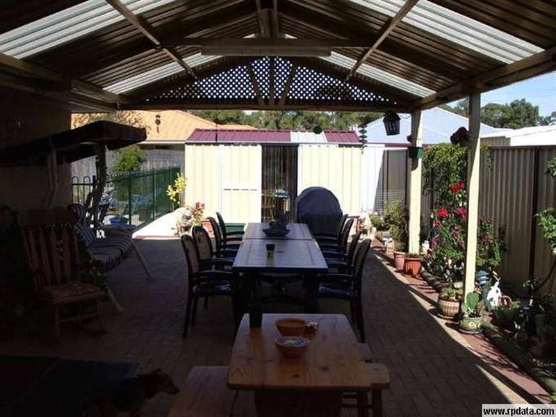 1 Acorn Place, South Lake WA 6164