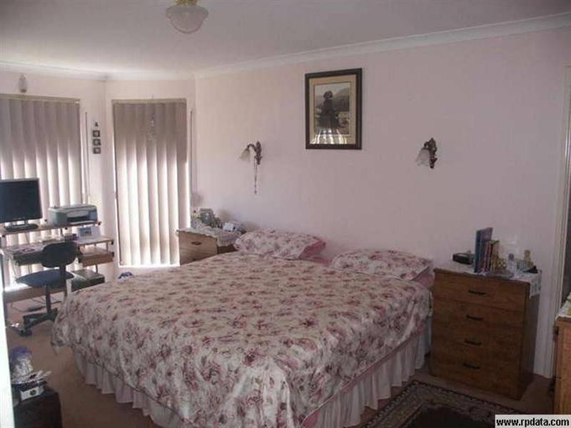 1 Acorn Place, South Lake WA 6164