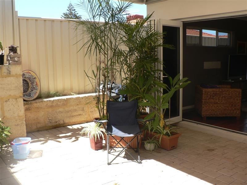 317A Hamilton Road, Coogee WA 6166