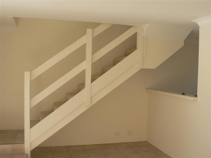 18/4 WATERWAY Court, Churchlands WA 6018