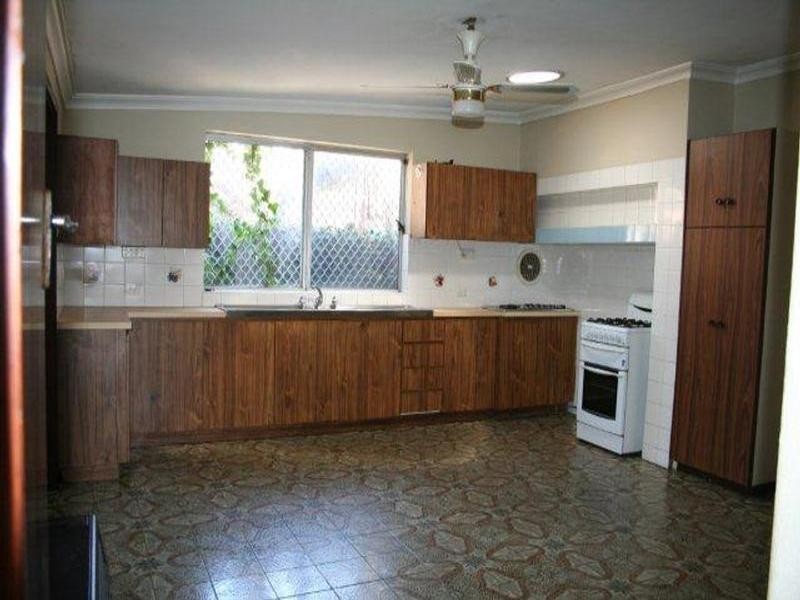 8 Baker Street, Fremantle WA 6160