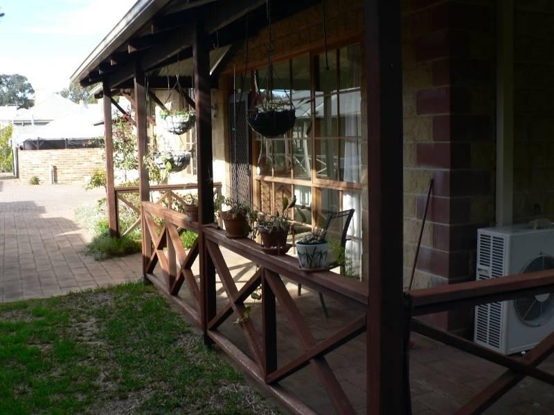 4/145 Hampton Road, South Fremantle WA 6162