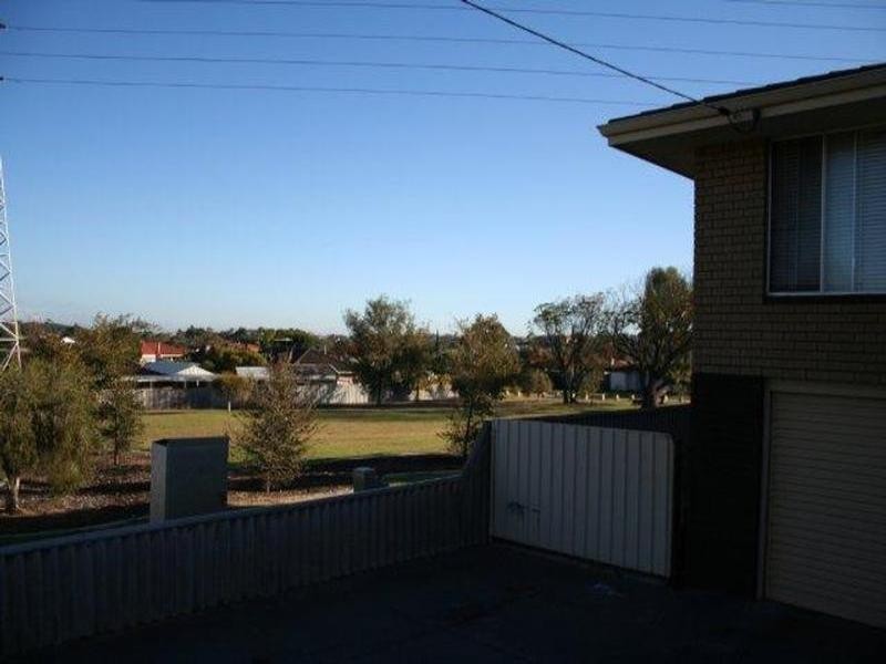 31 Wheeler Road, Hamilton Hill WA 6163