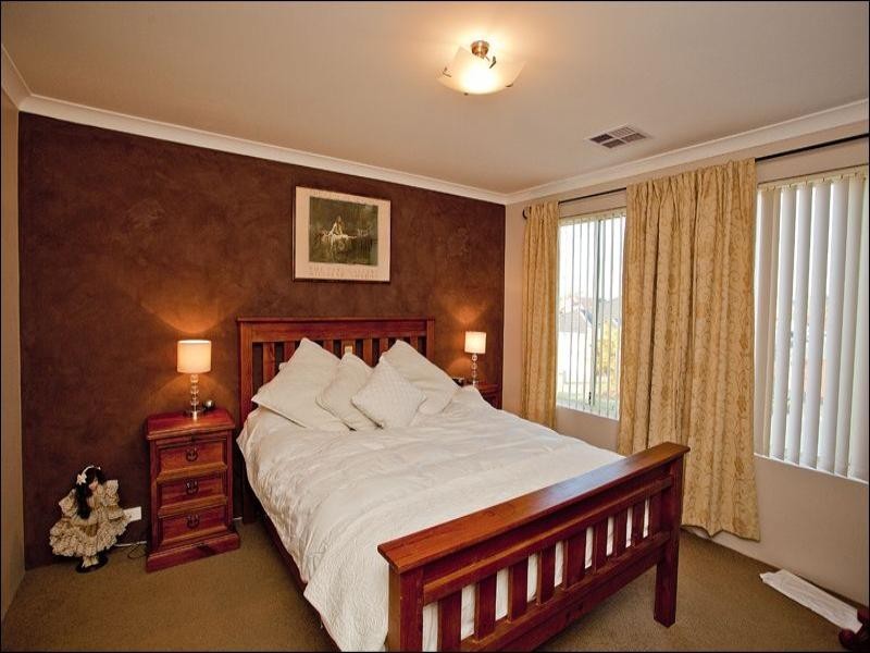 22 Dunlap Avenue, Success WA 6164