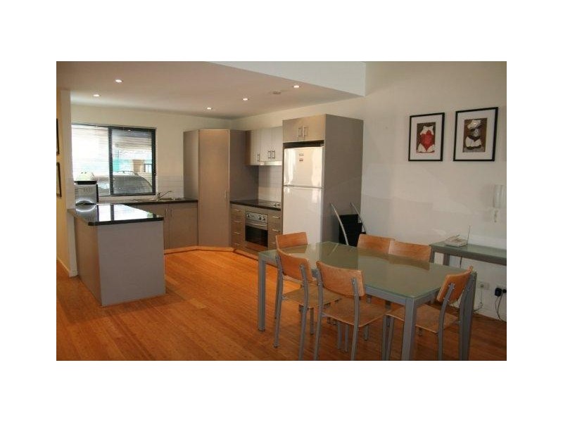 12/1 ROYDHOUSE Street, Subiaco WA 6008