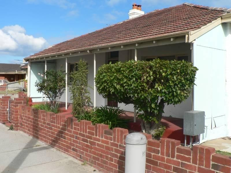 139 Hampton Road, South Fremantle WA 6162