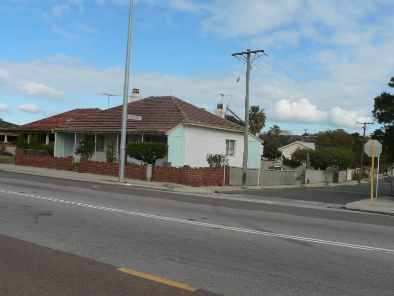 139 Hampton Road, South Fremantle WA 6162