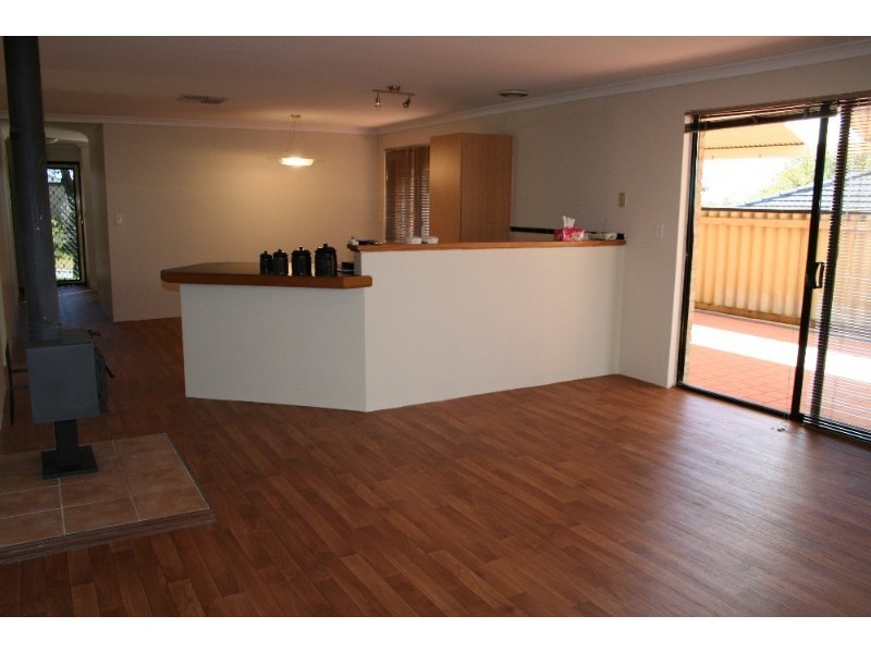 8 Lesueur Drive, Beeliar WA 6164