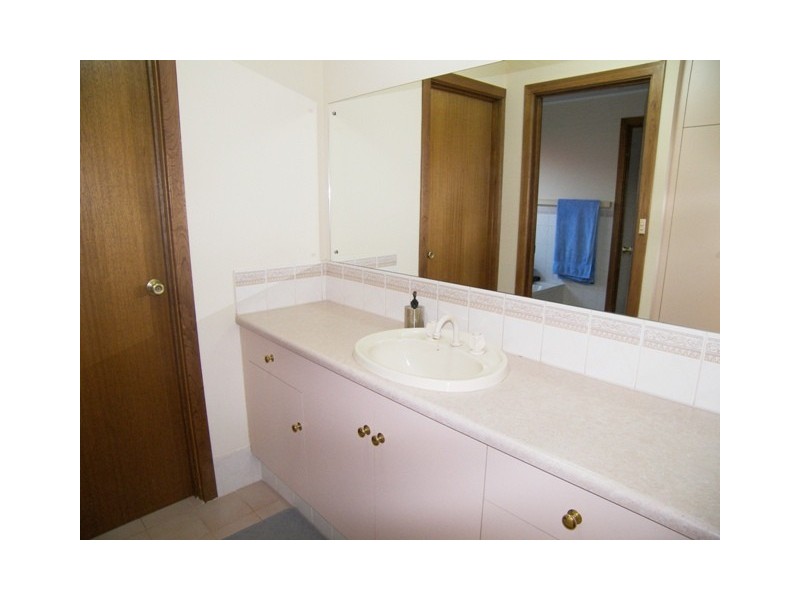 11 St Clair Parade, Greenwith SA 5125