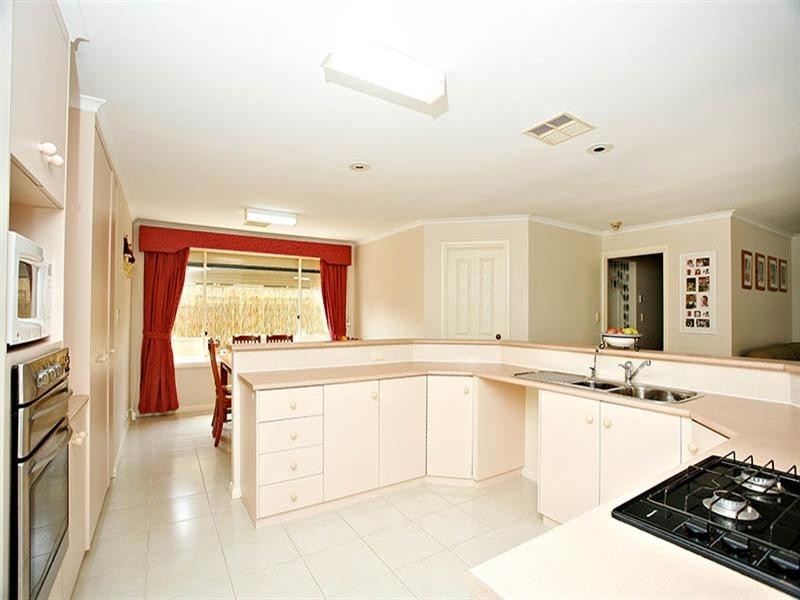 41 Sunnyside Drive, Evanston Park SA 5116