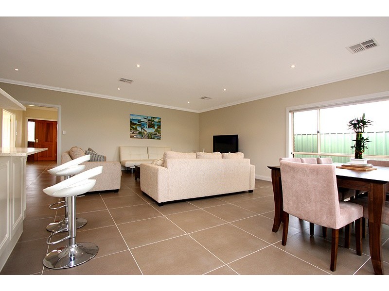 40 Osprey Parade, Hewett SA 5118