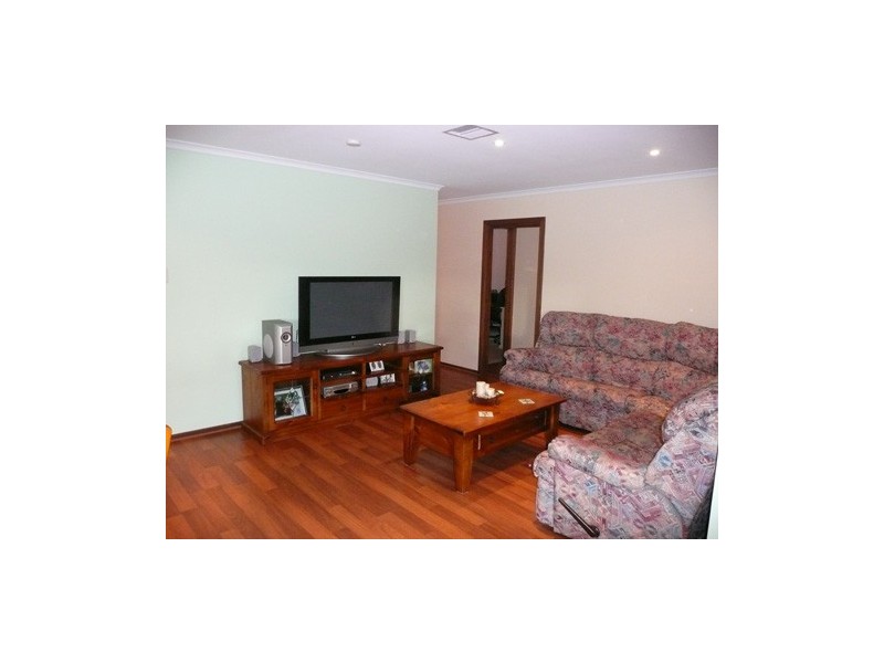 11 Sandalwood Court, Salisbury Heights SA 5109