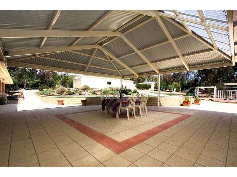 10 Lawson Road, Kalbeeba SA 5118