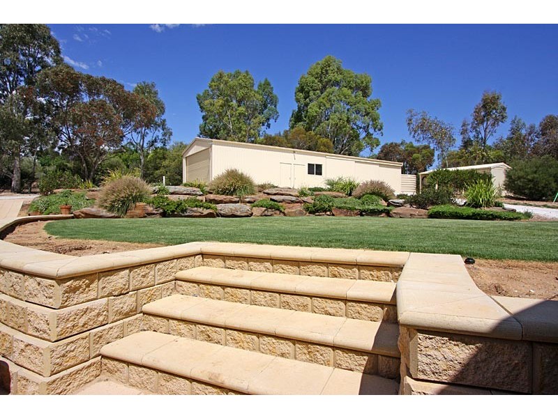 10 Lawson Road, Kalbeeba SA 5118