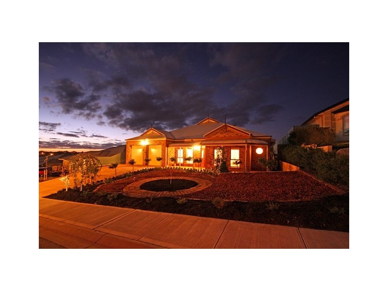 12 Selway Place, Evanston Park SA 5116