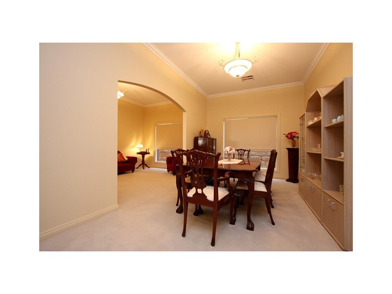 12 Selway Place, Evanston Park SA 5116