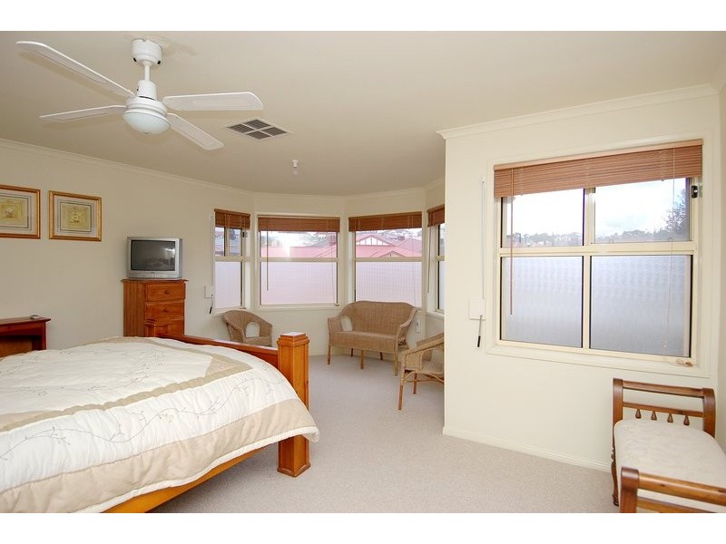 1 Chestnut Grove, Blakeview SA 5114