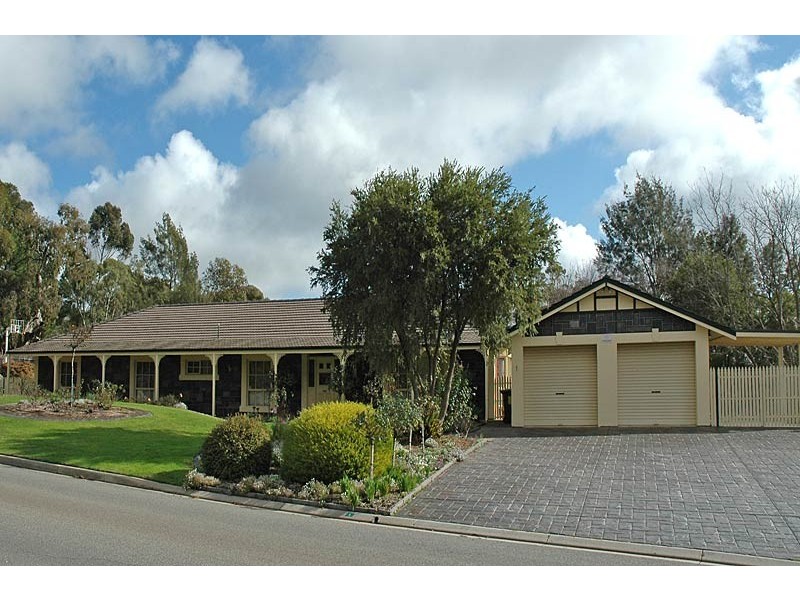 1 Rose Avenue, One Tree Hill SA 5114