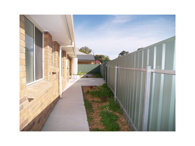 4 Eastick Court, Evanston SA 5116