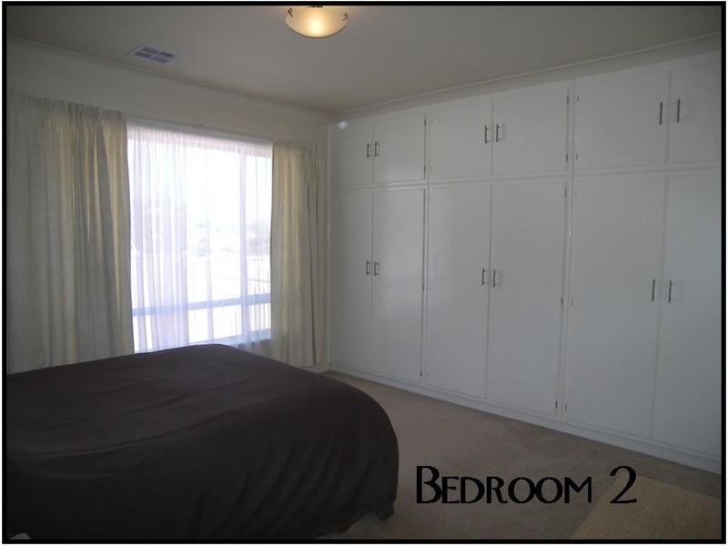 6 McGonigal Drive, Willaston SA 5118