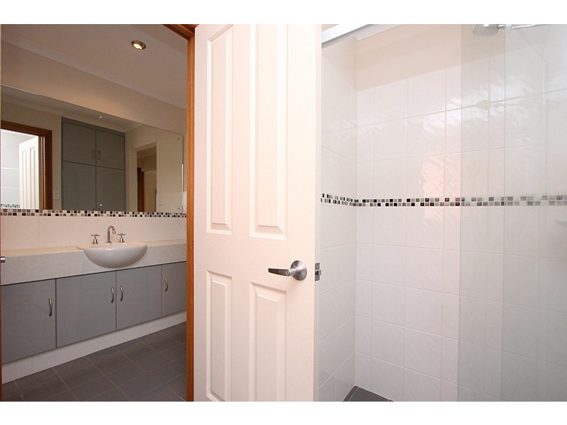 19 Rossiter Drive, Evanston Park SA 5116