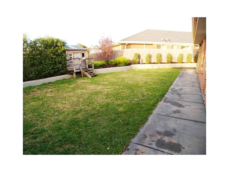 19 Rossiter Drive, Evanston Park SA 5116