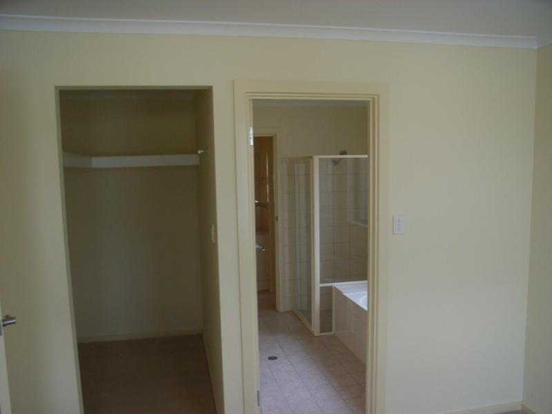 22 Britha Street, Evanston SA 5116