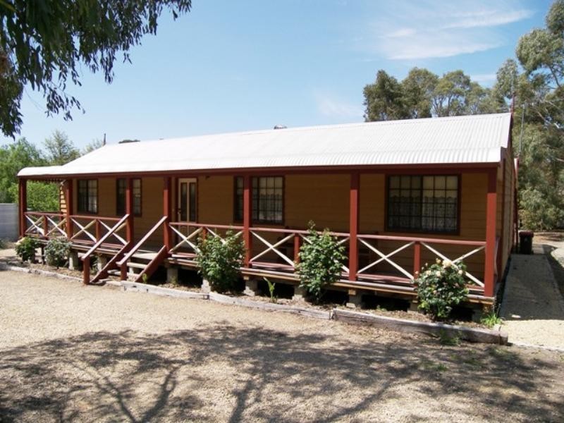 27 Whiteman Road, Williamstown SA 5351