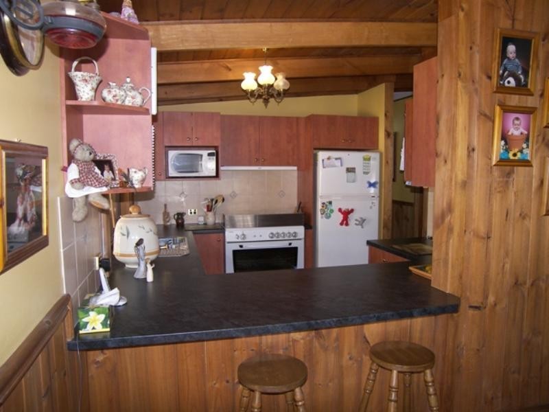 27 Whiteman Road, Williamstown SA 5351