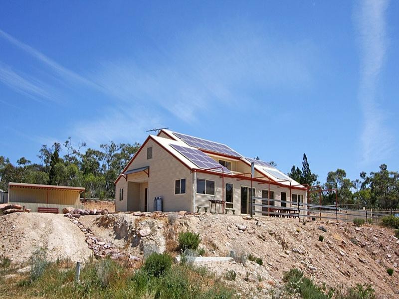 193 Woodlands Road, Cockatoo Valley SA 5351