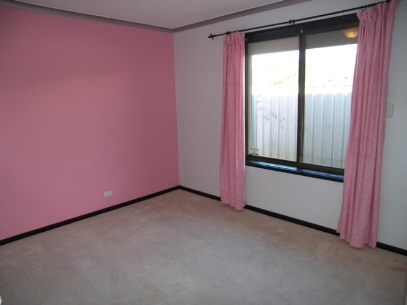 13 Clark Road, Evanston Gardens SA 5116