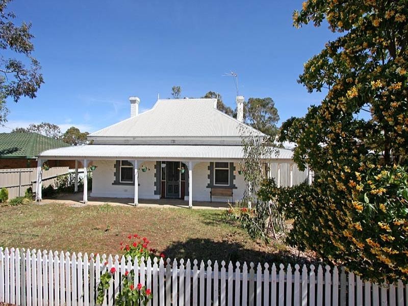 26 Main Street, Owen SA 5460