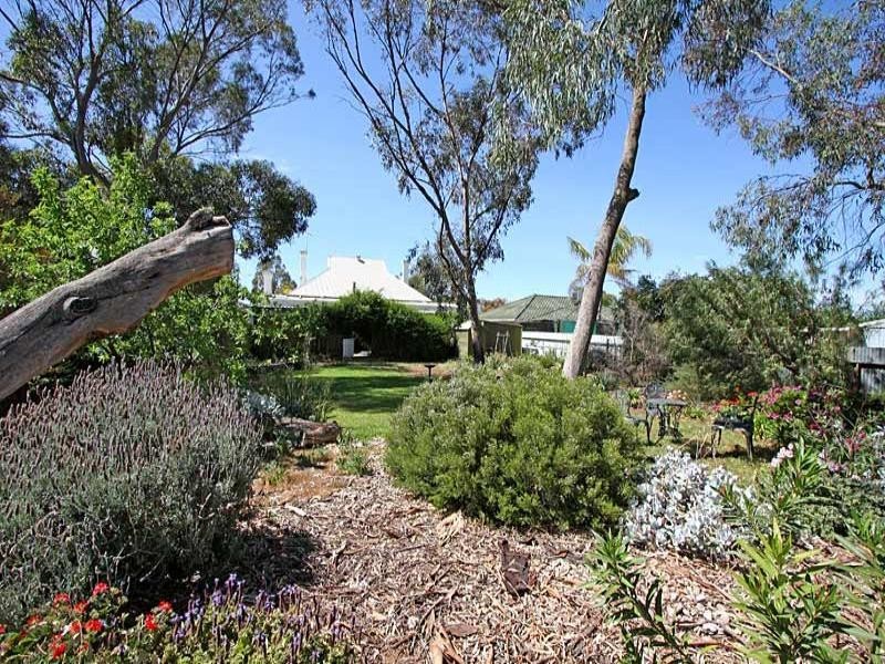 26 Main Street, Owen SA 5460