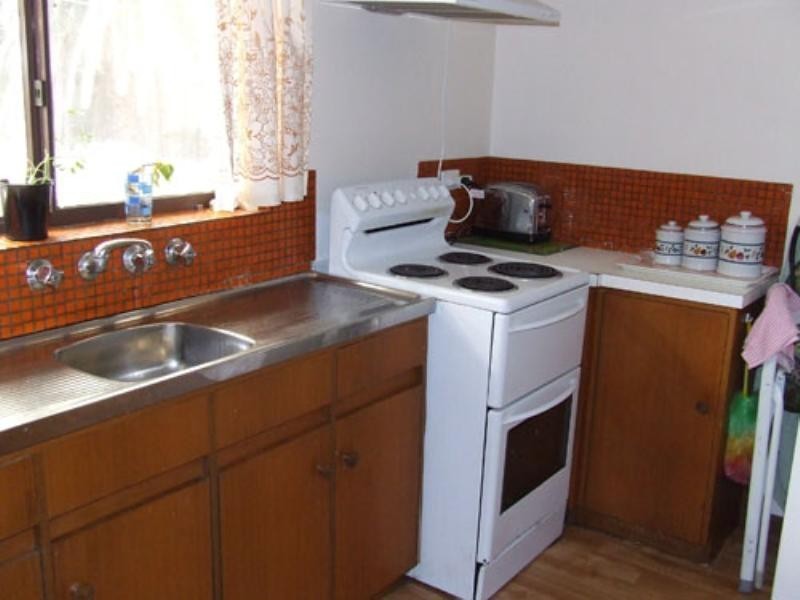 2 Jean Place, Riverton SA 5412