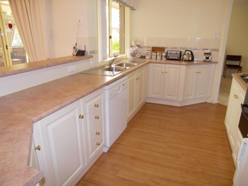 16 Witt Way, Evanston Park SA 5116